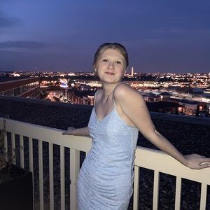 Meet your Posher, Reese